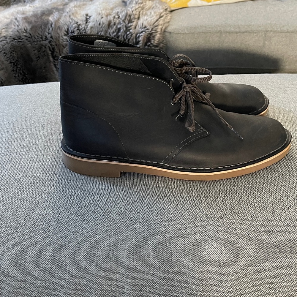 Clarks Black Chukka Boots - Picture 3 of 8